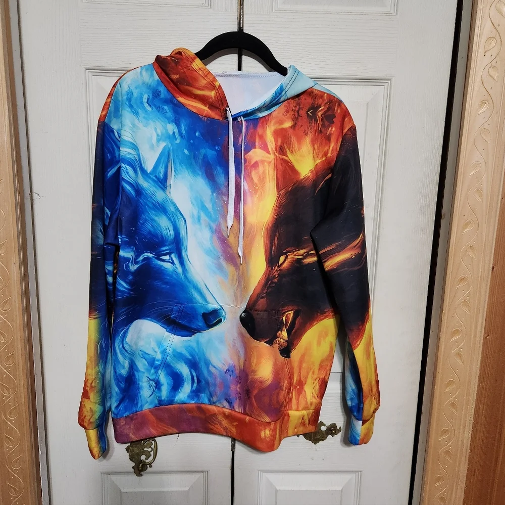 Colorful Wolf Graphic Hoodie - Picture 4 of 10